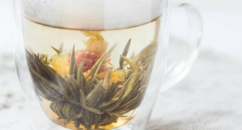 photo of clear glass mug